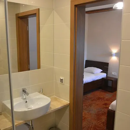 Hotel Stara Kuznia Mazurska *